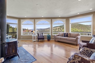 65 Peregrine Dr, Boise, ID 83716