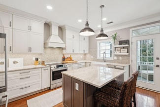 136 Fair Sailing Rd, Mount Pleasant, SC 29466