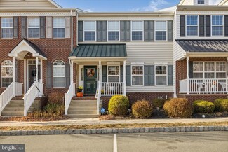 2108 Danville Dr, Pennsburg, PA 18073