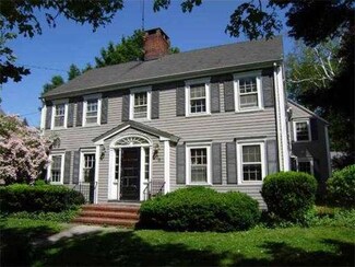 56 Chestnut St, Andover, MA 01810