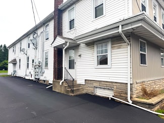 1825 Route 209 Unit 104, Brodheadsville, PA 18322