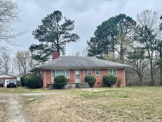 2994 Raleigh Rd, Henderson, NC 27537