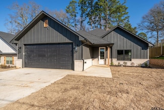 109 W Ruth St, White Oak, TX 75693