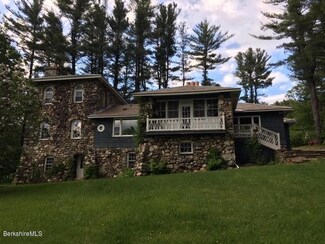 164 Sand Springs Rd, Williamstown, MA 01267