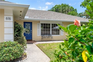 616 Broadway St, Vero Beach, FL 32960
