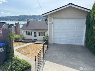 18637 Fjord Dr NE, Poulsbo, WA 98370