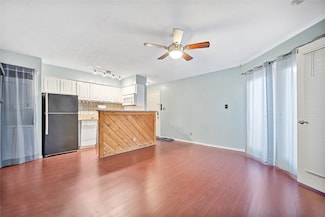 2314 Bamboo Dr Unit I304, Arlington, TX 76006