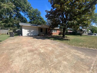 518 Ellis Ave, Trumann, AR 72472