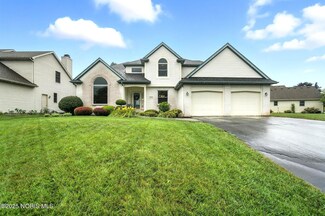 6608 W Meadows Ln, Maumee, OH 43537