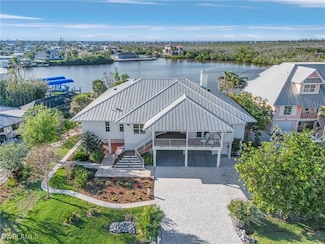 2771 Teal Ct, Saint James City, FL 33956