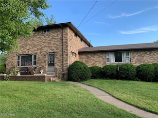 1926 Village St SE, Canton, OH 44707