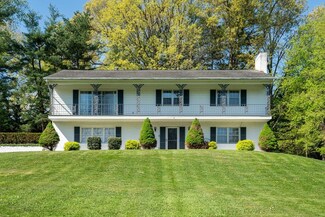 1020 Glenwood Blvd, Waynesboro, VA 22980