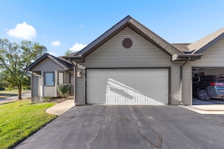 5334 Dierks Dr Unit 12, Rockford, IL 61108