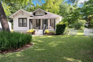 1608 Carroll Dr NW, Atlanta, GA 30318