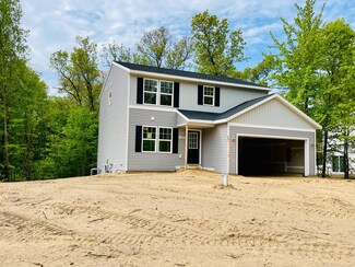 23227 Quail Ct, Pierson, MI 49339
