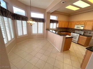2925 Big Green Ln, Las Vegas, NV 89134