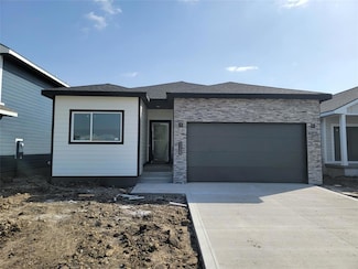 1135 NW Sproul Dr, Waukee, IA 50263