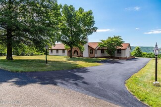 26 Fox Fire Ln, Valley Township, PA 17821