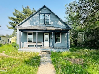 312 4th Ave NE, Jamestown, ND 58401