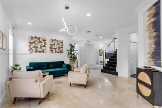 11465 NW 88th Ln, Doral, FL 33178