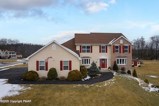 200 Bellis Ct, Stroudsburg, PA 18360