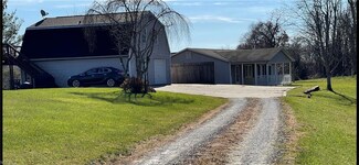 1602 Deerwalk Hwy, Waverly, WV 26184