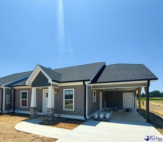 1973 Belardi Vera Dr, Florence, SC 29501