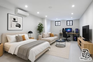 1731 Norman St Unit 1R, Flushing, NY 11385