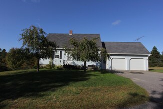 15 Desmarais Dr, Sabattus, ME 04280