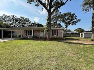 913 Schriner Ct, North Little Rock, AR 72116
