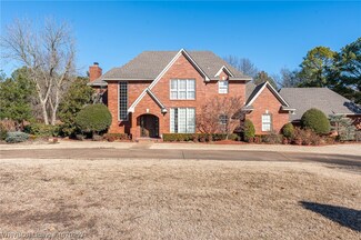 6911 S Q Ct, Fort Smith, AR 72903