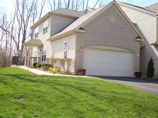 2828 Granite Ct, Crystal Lake, IL 60012