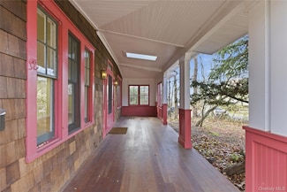 62 Van Wyck St, Croton On Hudson, NY 10520