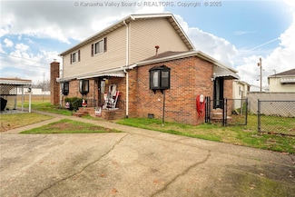 2617 Dunbar Ave, Dunbar, WV 25064