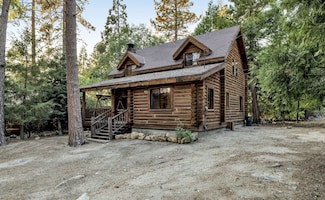 54750 River Dr, Idyllwild-Pine Cove, CA 92549