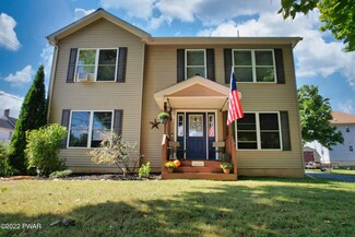611 Avenue L, Matamoras, PA 18336