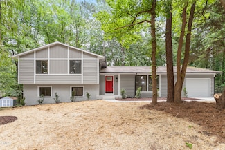 2905 Scuppernong Ln, Durham, NC 27703