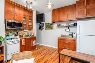 39-75 56th St Unit 1H, Woodside, NY 11377