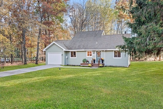 9721 Willow Rd, Stanwood, MI 49346