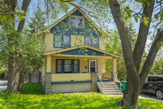 17421 Broadway Ave, Maple Heights, OH 44137