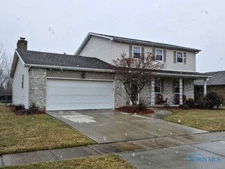 1434 Eastland Dr, Oregon, OH 43616