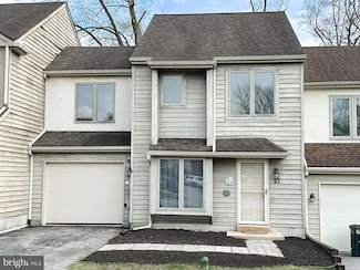 62 Winged Foot Dr, Coatesville, PA 19320