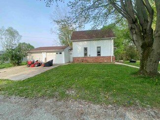 6823 Walnut St, Rochester, IN 46975