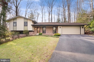 2510 Pegasus Ln, Reston, VA 20191