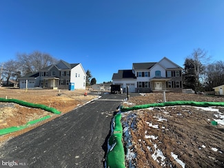 43 Davisville Rd, Warminster, PA 18974