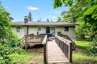 105 Fruehan Ln, Elmhurst Township, PA 18444