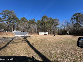 155 Chestnut Ln, Rockingham, NC 28379