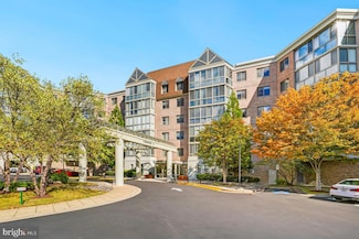 2901 S Leisure World Blvd Unit 419, Silver Spring, MD 20906