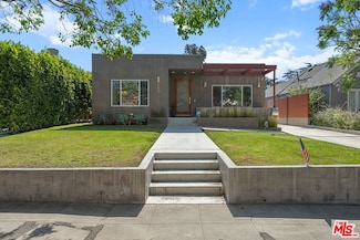 560 N Plymouth Blvd, Los Angeles, CA 90004