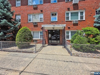 475 Elm St Unit 104, Kearny, NJ 07032